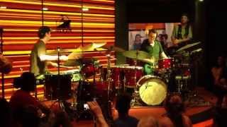 Stanton Moore and Adam Deitch - Drum Off Jam - Drummer Technique