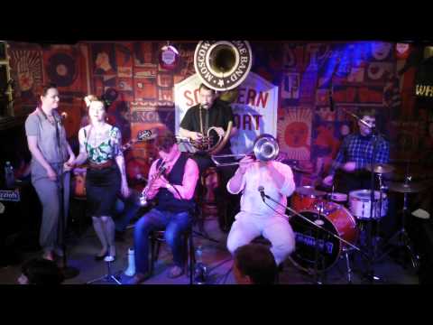 Meschiya Lake, Polina Kasyanova and Moscow Ragtime Band - Egyptian Ella