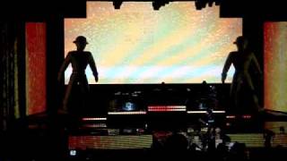 Black Eyed Peas - Meet Me Halfway (LIVE)