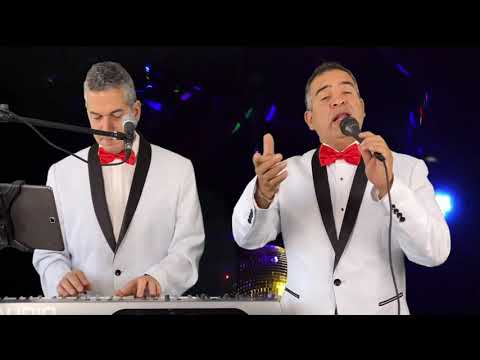 Sí! Somos Bilingües!