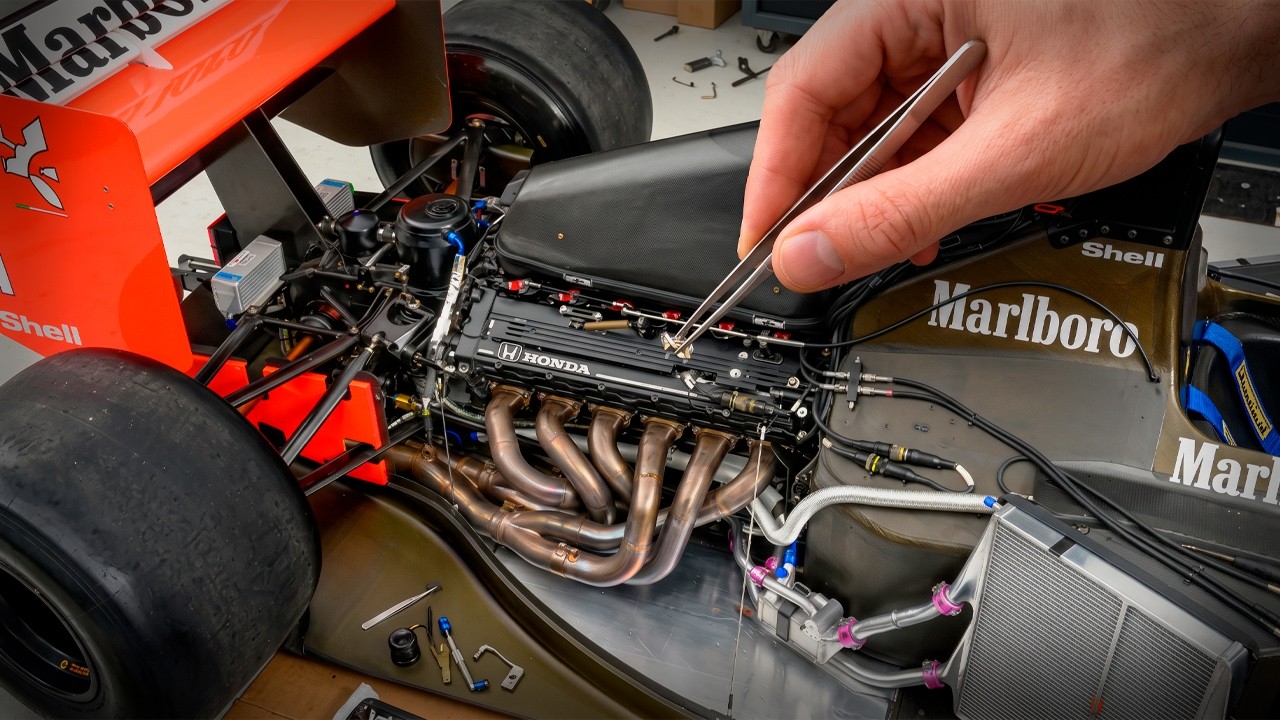 Man Spends 6 Months Building ULTRA-DETAILED AYRTON SENNA McLAREN F1 at Scale