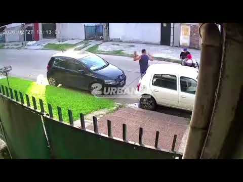 Ya les había dado el auto, intentó huir y le tiraron por la espalda