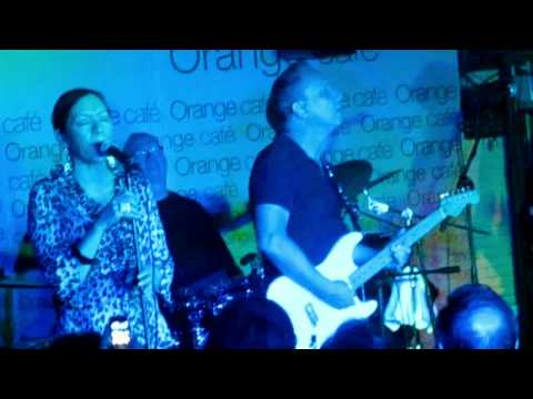 Jimmie Vaughan & Lou Ann Barton - Sugar Coated Love