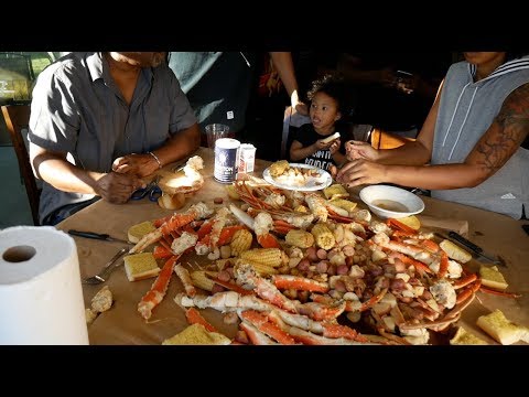 download lagu mp3 mp4 Seafood Dishes For Thanksgiving, download lagu Seafood Dishes For Thanksgiving gratis, unduh video klip Seafood Dishes For Thanksgiving