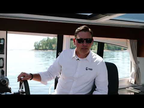 2022 Nimbus 365 Coupe