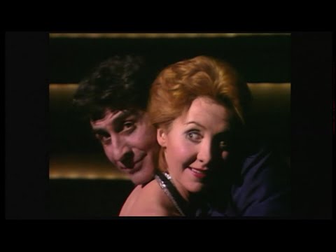 Gilbert Bécaud - A Little Love and Understanding ( Un peu d'amour et d'amitié _ With Lulu 1975 )