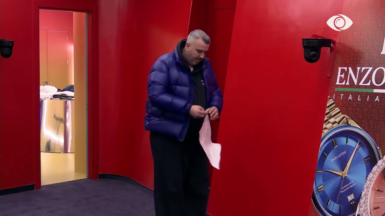 “Ti je ushtari im kamikaz, kujt po ja çon lulet?”/ Rogerti-Mirit: Për funeralin e gazetarit…