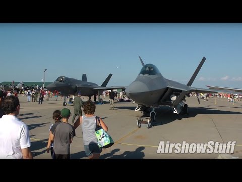 EAA AirVenture Oshkosh 2015 - Day 4 Highlights (Thursday)