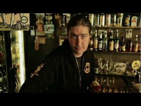 Laineen Kasperi -- 7 miljardia soluttautujaa (OFFICIAL)