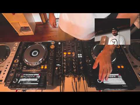 Fractal Joke | Morning Coffee Set in Barcelona  |  Zenonesque