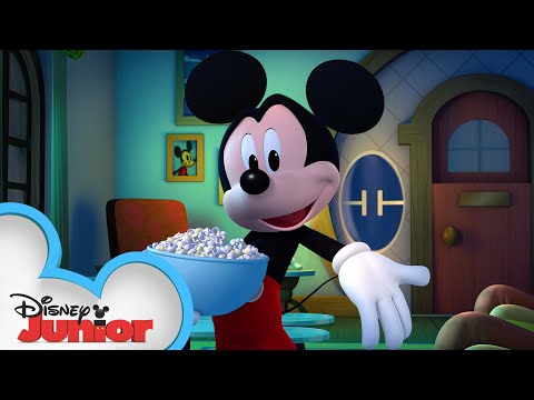 Spooky Movie Night | Hot Diggity Dog Tales | Mickey Mouse Mixed-Up Adventures | Disney Junior