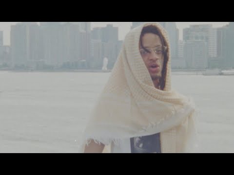 Vitorio - Lately (New Official Music Video)