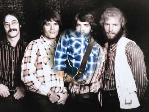 Creedence Clearwater Revival - Up Around The Bend
