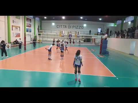 Finale Territoriale U16: UYBA Mastria Stella Catanzaro - Raffaele Lamezia = 3-2