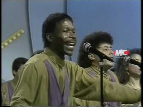 Los Profesionales - Bonita Combinación (Video Oficial) Batalla de las  Puntas