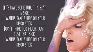 Lady Gaga - LoveGame [Lyrics]