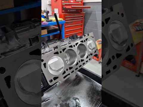 Thumbnail for M10 2002 Starting the Engine rebuild