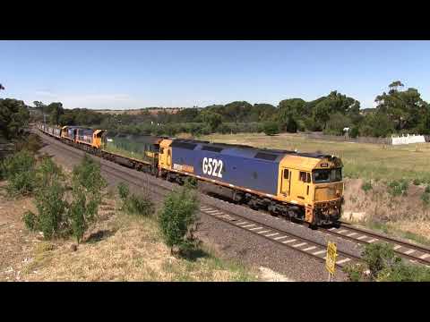 Australian Trains - Daylight Pacific National Grain Train at Sunbury