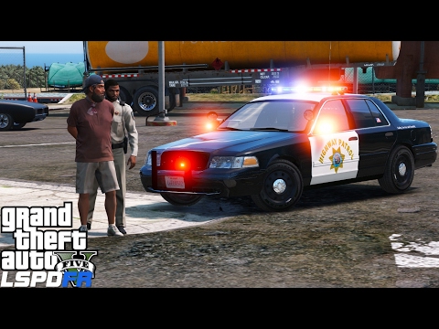 GTA 5 LSPDFR Police Mod 364 | California Highway Patrol Ford Crown Vic | Caught With A Suicide Vest
