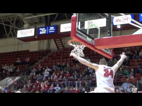 Nick Minnerath U of D Mercy Titans with a dunk vs Youngstown State