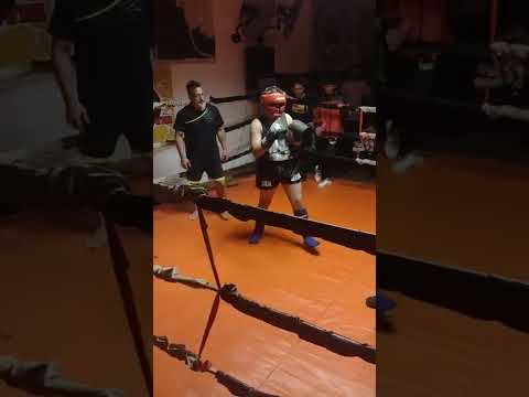 exhibición kickboxing farias segundo round