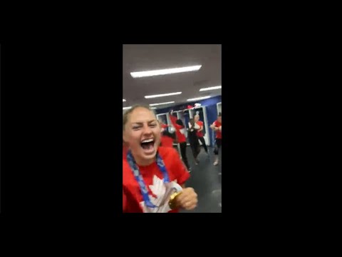 06.08.2021 | Madness in the locker room after the game | CANWNT Olympic Games | janine beckie