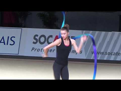 Viktoria MAZUR (UKR) ribbon - 2016 Thiais trainings