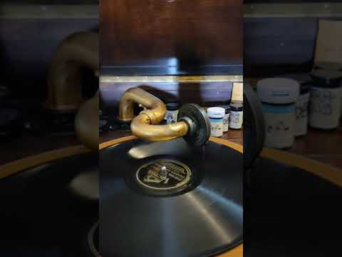 Vagabond Dreams - (Clyde Burke) Swing and Sway with Sammy Kaye  Victor Records #26419 1939