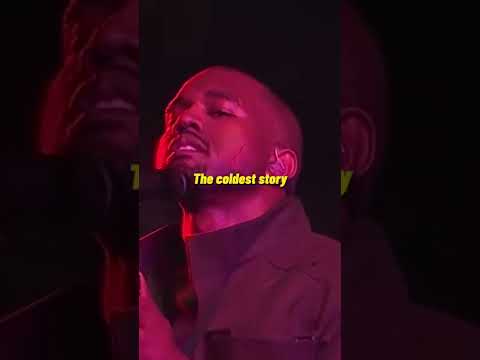 Kanye West live performs Heartless👑