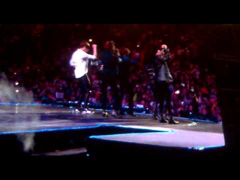 [FANCAM #MUBANKJKT] 130309 BEAST - FICTION ^^