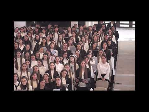 Corul de tineri reunit • Cum aș putea să înțeleg