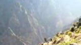 preview picture of video 'Andescondor in the Colca Canyon'