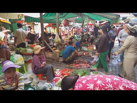 Cambodian Street Food - Natural Living In Phnom Penh Market - Khmer Local Food In The City