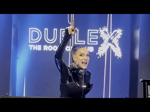 Nightlife Prague Czech⁴ᴷHDR | Live DJ Set Andrea Pomeje at Duplex Rooftop Club (Girls on Decks)