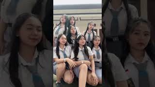 Download lagu Lagi kompak nih #sma #cantik #seksi #hot #bahenol #goyang #gealgeol #trend #tiktok #viral mp3