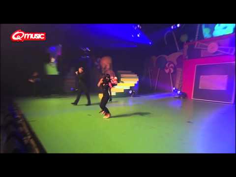 De Foute Party 2012: 2 Fabiola - Lift U Up