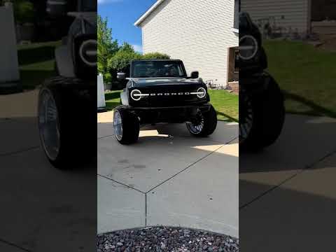 Ford Bronco | custom Wheels