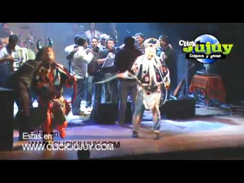 Coroico - presentación de "20 Carnavales" - 4 -  one, two, three, Hoy estoy aqui.