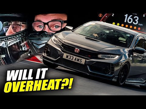 WILD Honda Civic FK8 Type R x BMW M2 // Nürburgring