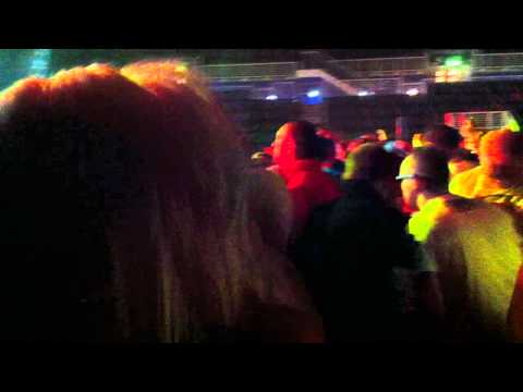 Gareth Emery Playing Afrojack - Polkadots (Oliver Twizt Remix)