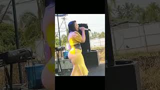 Download lagu Arab descent singer who has a hot body shape #dangdut #home #popularentertainment #automobile mp3