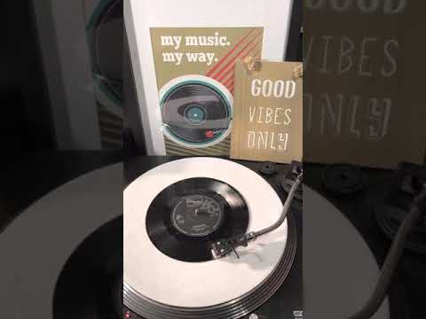 The Four Tops - Bernadette ( Vinyl 45 ) From 1967 .