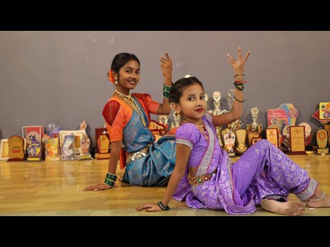 काटा रुतला ग बाई रूतला🥰#youtubevideo  #kata Rutal G Bai Rutla Lavni #ytshor #youtubevideo#lavani