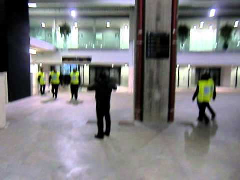 download lagu mp3 mp4 Juventus Stadium Ingresso B, download lagu Juventus Stadium Ingresso B gratis, unduh video klip Juventus Stadium Ingresso B