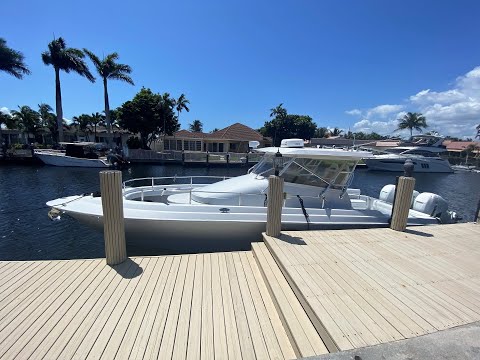 2005 Contender 36 Fish Around - For Sale with HMY Yachts