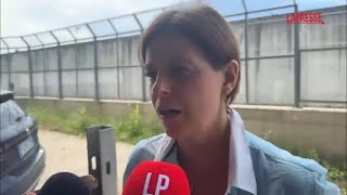 Ilaria Salis visita a sorpresa il Cpr di via Corelli a Milano: «Condizioni igienico-sanitarie abe...
