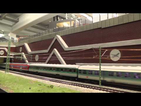 DB class E 10 different compositions, Miniatur Wunderland, Hamburg, 14+17 JAN 2014