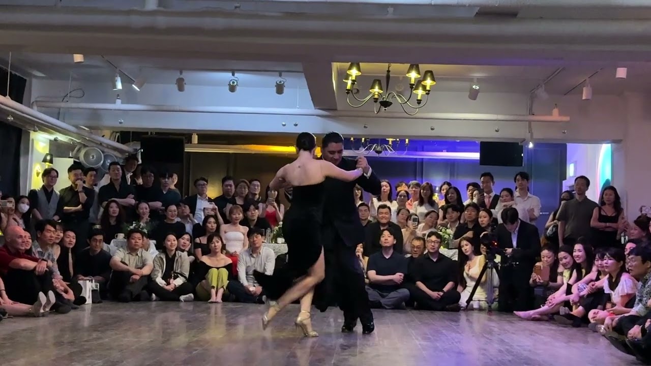 Aldana Silveyra y Diego Ortega - performance in Seoul  in July 2026 - 3/7