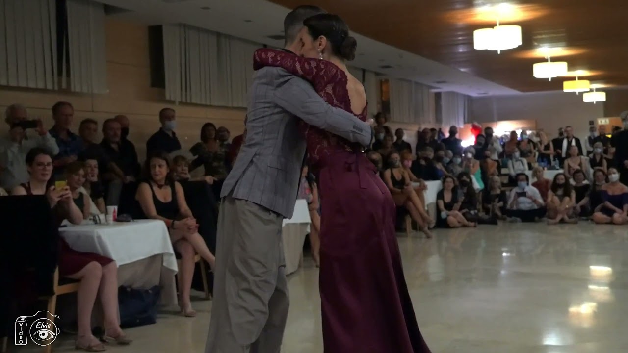 Video thumbnail for Michael Nadtochi & Elvira Lambo  / Alicante Tango Meeting 2021  "4"