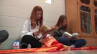 Alexandria High School Participates in Freedom to Read March